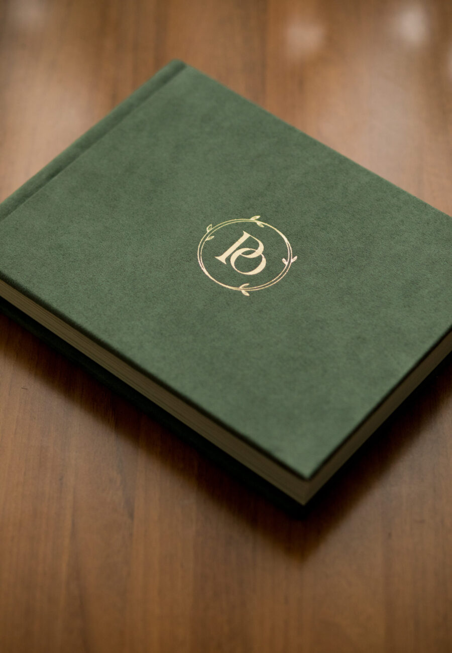 Custom wedding book; editorial wedding books; luxury wedding books;